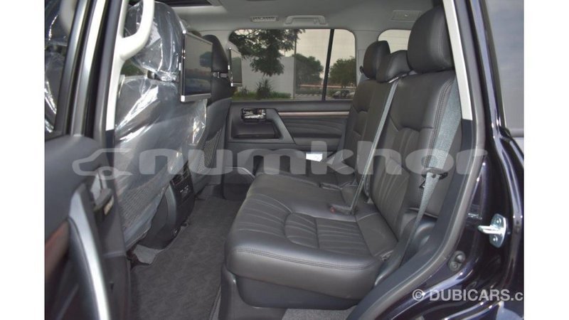 Big with watermark toyota land cruiser bumthang import dubai 2227
