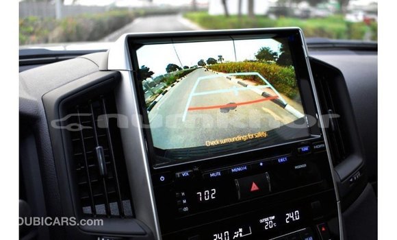 Buy Import Toyota Land Cruiser Black Car in Import - Dubai in Bumthang Buy Import Toyota Land Cruiser Black Car in Import - Dubai in Bumthang