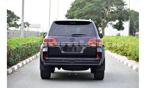 Buy Import Toyota Land Cruiser Black Car in Import - Dubai in Bumthang Buy Import Toyota Land Cruiser Black Car in Import - Dubai in Bumthang