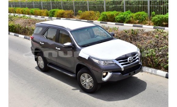 Buy Import Toyota Fortuner Other Car in Import - Dubai in Bumthang Buy Import Toyota Fortuner Other Car in Import - Dubai in Bumthang
