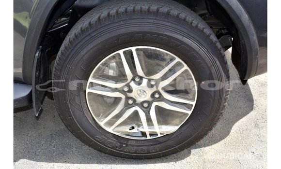 Buy Import Toyota Fortuner Other Car in Import - Dubai in Bumthang Buy Import Toyota Fortuner Other Car in Import - Dubai in Bumthang