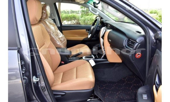 Buy Import Toyota Fortuner Other Car in Import - Dubai in Bumthang Buy Import Toyota Fortuner Other Car in Import - Dubai in Bumthang