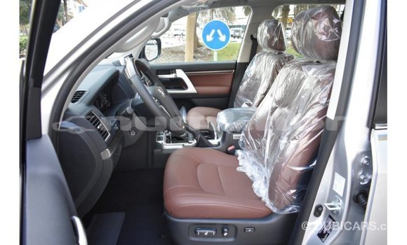 Buy Import Toyota Land Cruiser Other Car in Import - Dubai in Bumthang Buy Import Toyota Land Cruiser Other Car in Import - Dubai in Bumthang