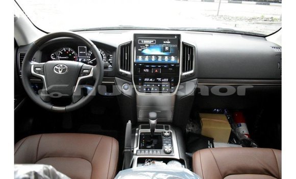 Buy Import Toyota Land Cruiser Other Car in Import - Dubai in Bumthang Buy Import Toyota Land Cruiser Other Car in Import - Dubai in Bumthang