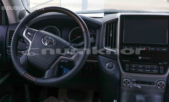 Buy Import Toyota Land Cruiser Black Car in Import - Dubai in Bumthang Buy Import Toyota Land Cruiser Black Car in Import - Dubai in Bumthang