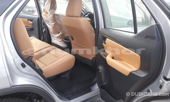Buy Import Toyota Fortuner Other Car in Import - Dubai in Bumthang Buy Import Toyota Fortuner Other Car in Import - Dubai in Bumthang