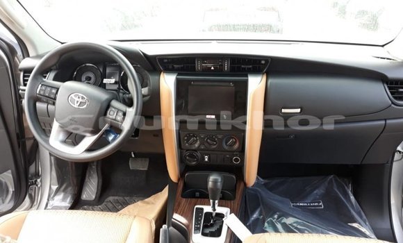 Buy Import Toyota Fortuner Other Car in Import - Dubai in Bumthang Buy Import Toyota Fortuner Other Car in Import - Dubai in Bumthang