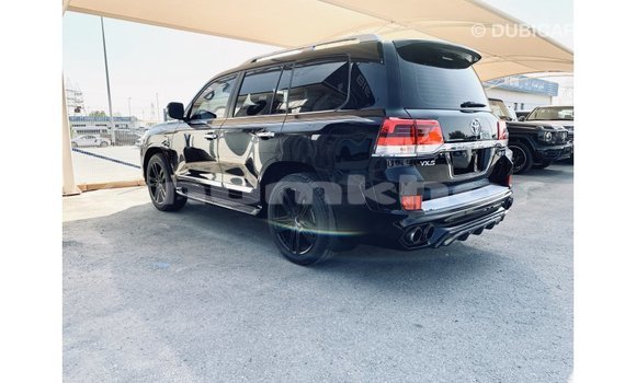 Buy Import Toyota Land Cruiser Black Car in Import - Dubai in Bumthang Buy Import Toyota Land Cruiser Black Car in Import - Dubai in Bumthang