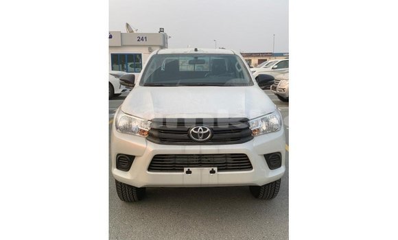 Buy Import Toyota Hilux White Car in Import - Dubai in Bumthang Buy Import Toyota Hilux White Car in Import - Dubai in Bumthang