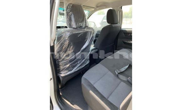 Buy Import Toyota Hilux White Car in Import - Dubai in Bumthang Buy Import Toyota Hilux White Car in Import - Dubai in Bumthang