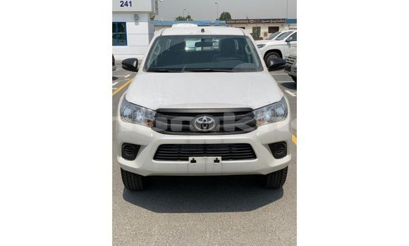 Buy Import Toyota Hilux White Car in Import - Dubai in Bumthang Buy Import Toyota Hilux White Car in Import - Dubai in Bumthang