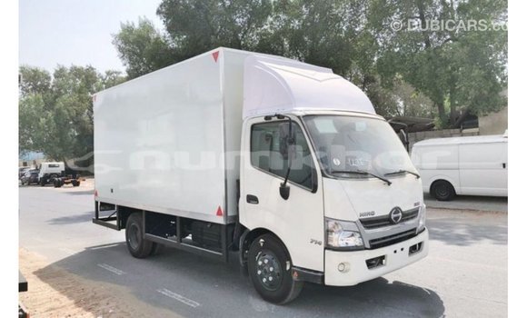 Buy Import Hino 300 Series White Truck in Import - Dubai in Bumthang Buy Import Hino 300 Series White Truck in Import - Dubai in Bumthang