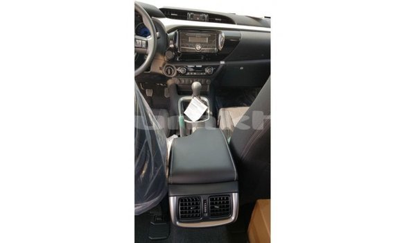 Buy Import Toyota Hilux Blue Car in Import - Dubai in Bumthang Buy Import Toyota Hilux Blue Car in Import - Dubai in Bumthang