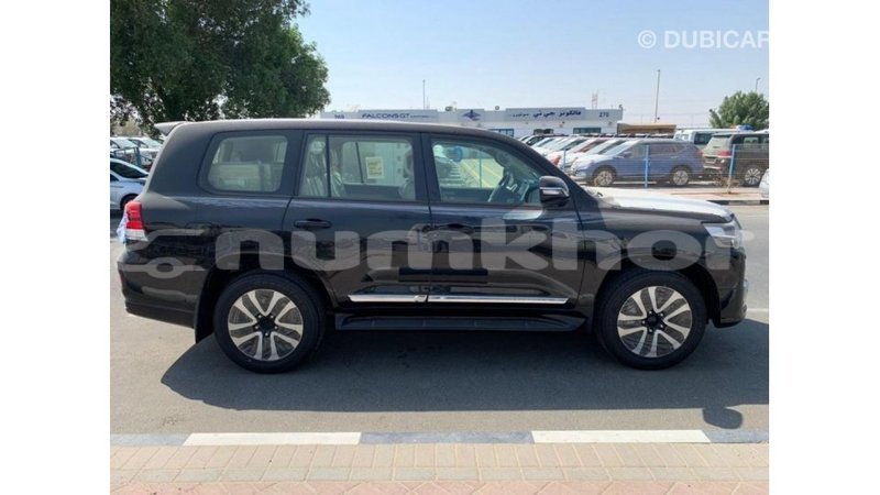 Big with watermark toyota land cruiser bumthang import dubai 2257