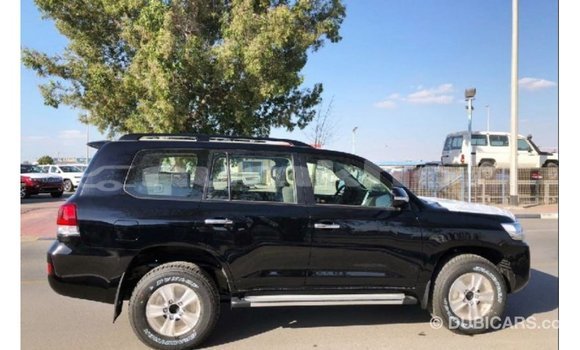 Buy Import Toyota Land Cruiser Black Car in Import - Dubai in Bumthang Buy Import Toyota Land Cruiser Black Car in Import - Dubai in Bumthang