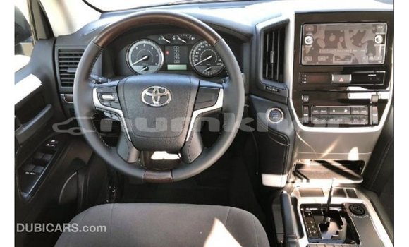 Buy Import Toyota Land Cruiser Black Car in Import - Dubai in Bumthang Buy Import Toyota Land Cruiser Black Car in Import - Dubai in Bumthang