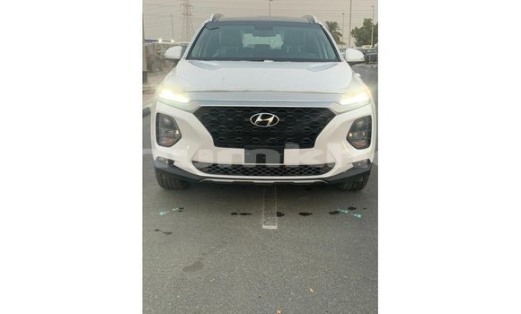 Buy Import Hyundai Santa Fe White Car in Import - Dubai in Bumthang Buy Import Hyundai Santa Fe White Car in Import - Dubai in Bumthang