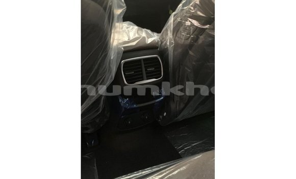 Buy Import Hyundai Santa Fe White Car in Import - Dubai in Bumthang Buy Import Hyundai Santa Fe White Car in Import - Dubai in Bumthang