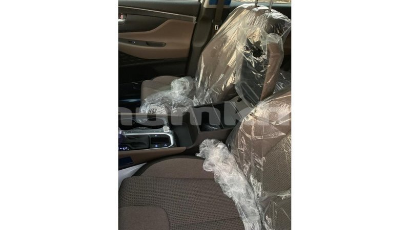 Big with watermark hyundai santa fe bumthang import dubai 2261