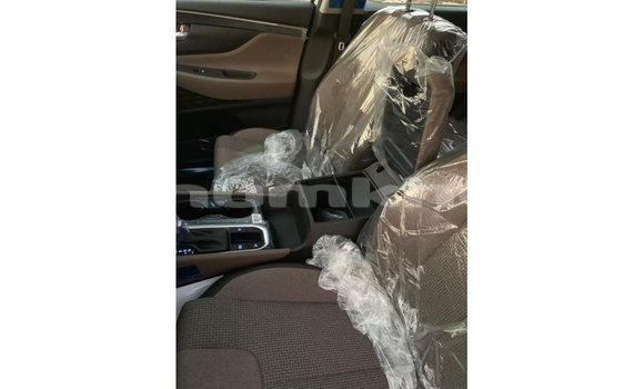 Buy Import Hyundai Santa Fe White Car in Import - Dubai in Bumthang Buy Import Hyundai Santa Fe White Car in Import - Dubai in Bumthang