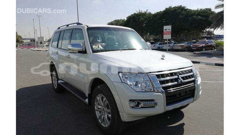 Big with watermark mitsubishi pajero bumthang import dubai 2263