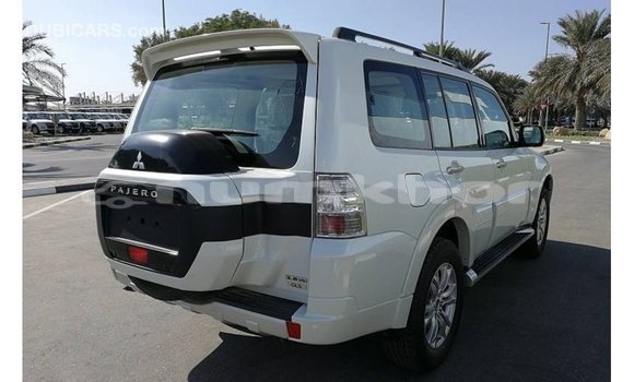 Buy Import Mitsubishi Pajero White Car in Import - Dubai in Bumthang Buy Import Mitsubishi Pajero White Car in Import - Dubai in Bumthang