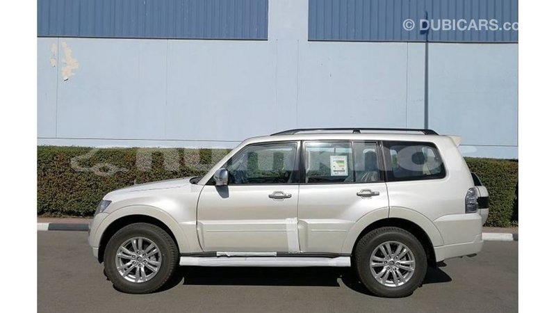Big with watermark mitsubishi pajero bumthang import dubai 2263