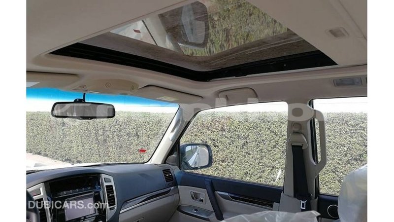 Big with watermark mitsubishi pajero bumthang import dubai 2263