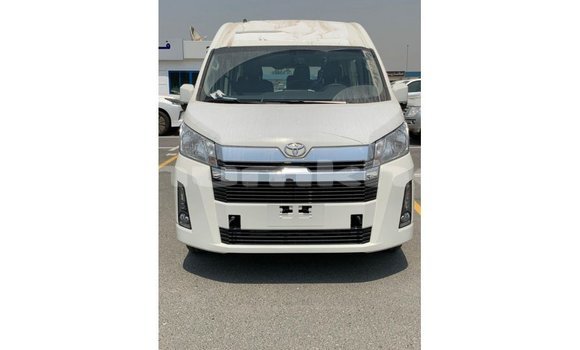 Buy Import Toyota Hiace White Car in Import - Dubai in Bumthang Buy Import Toyota Hiace White Car in Import - Dubai in Bumthang