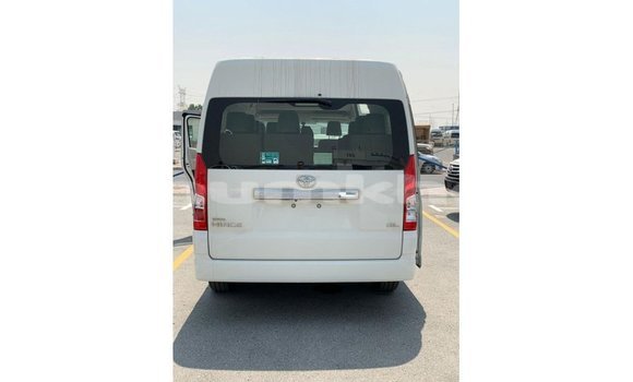 Buy Import Toyota Hiace White Car in Import - Dubai in Bumthang Buy Import Toyota Hiace White Car in Import - Dubai in Bumthang
