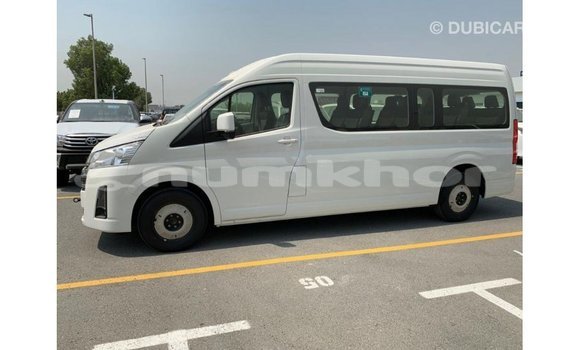Buy Import Toyota Hiace White Car in Import - Dubai in Bumthang Buy Import Toyota Hiace White Car in Import - Dubai in Bumthang