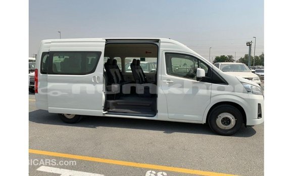 Buy Import Toyota Hiace White Car in Import - Dubai in Bumthang Buy Import Toyota Hiace White Car in Import - Dubai in Bumthang