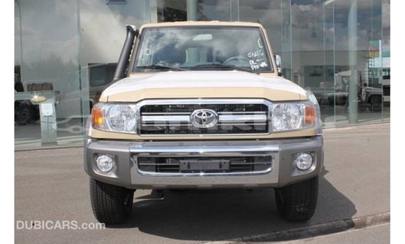 Buy Import Toyota Land Cruiser Beige Car in Import - Dubai in Bumthang Buy Import Toyota Land Cruiser Beige Car in Import - Dubai in Bumthang