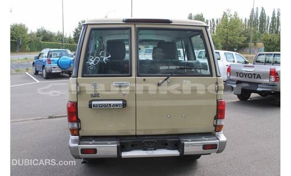 Buy Import Toyota Land Cruiser Beige Car in Import - Dubai in Bumthang Buy Import Toyota Land Cruiser Beige Car in Import - Dubai in Bumthang