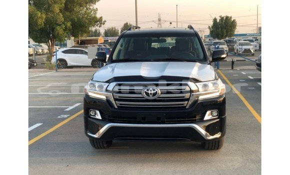 Buy Import Toyota Land Cruiser Black Car in Import - Dubai in Bumthang Buy Import Toyota Land Cruiser Black Car in Import - Dubai in Bumthang