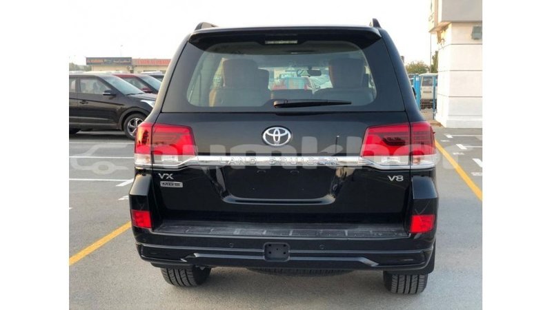 Big with watermark toyota land cruiser bumthang import dubai 2271