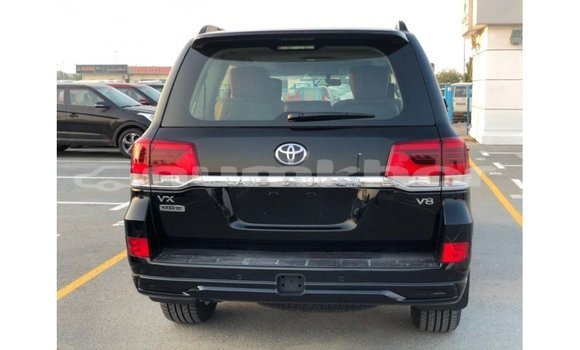 Buy Import Toyota Land Cruiser Black Car in Import - Dubai in Bumthang Buy Import Toyota Land Cruiser Black Car in Import - Dubai in Bumthang