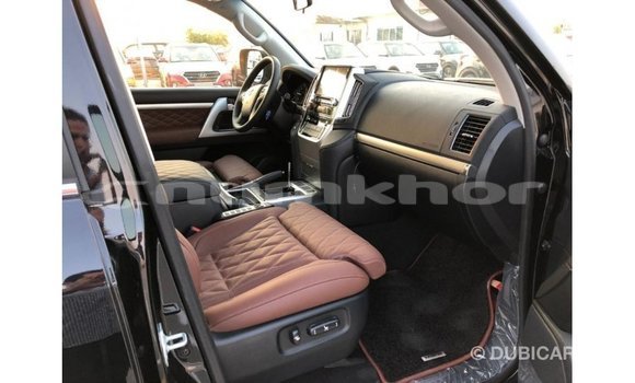 Buy Import Toyota Land Cruiser Black Car in Import - Dubai in Bumthang Buy Import Toyota Land Cruiser Black Car in Import - Dubai in Bumthang