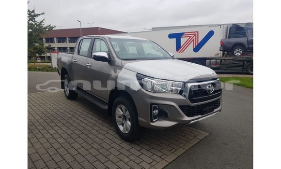 Buy Import Toyota Hilux Brown Car in Import - Dubai in Bumthang Buy Import Toyota Hilux Brown Car in Import - Dubai in Bumthang