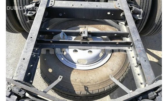 Buy Import Mitsubishi Carisma White Car in Import - Dubai in Bumthang Buy Import Mitsubishi Carisma White Car in Import - Dubai in Bumthang