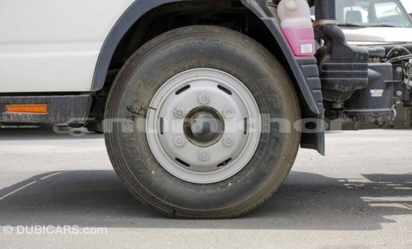 Buy Import Mitsubishi Carisma White Car in Import - Dubai in Bumthang Buy Import Mitsubishi Carisma White Car in Import - Dubai in Bumthang