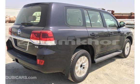 Buy Import Toyota Land Cruiser Black Car in Import - Dubai in Bumthang Buy Import Toyota Land Cruiser Black Car in Import - Dubai in Bumthang