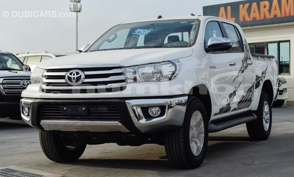 Buy Import Toyota Hilux White Car in Import - Dubai in Bumthang Buy Import Toyota Hilux White Car in Import - Dubai in Bumthang
