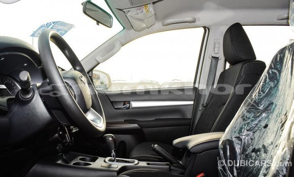 Buy Import Toyota Hilux White Car in Import - Dubai in Bumthang Buy Import Toyota Hilux White Car in Import - Dubai in Bumthang