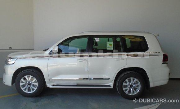 Buy Import Toyota Land Cruiser Other Car in Import - Dubai in Bumthang Buy Import Toyota Land Cruiser Other Car in Import - Dubai in Bumthang