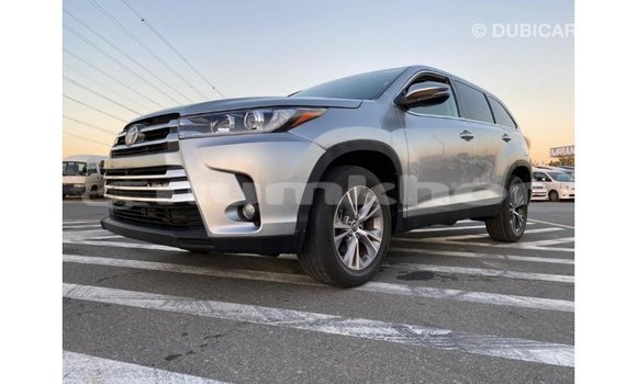 Buy Import Toyota Highlander Other Car in Import - Dubai in Bumthang Buy Import Toyota Highlander Other Car in Import - Dubai in Bumthang