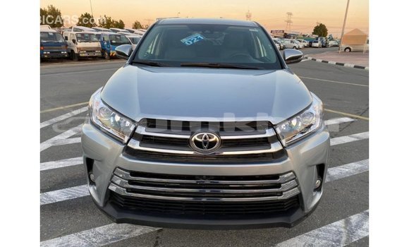 Buy Import Toyota Highlander Other Car in Import - Dubai in Bumthang Buy Import Toyota Highlander Other Car in Import - Dubai in Bumthang