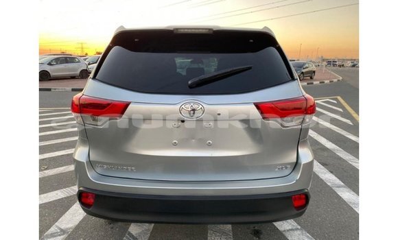 Buy Import Toyota Highlander Other Car in Import - Dubai in Bumthang Buy Import Toyota Highlander Other Car in Import - Dubai in Bumthang