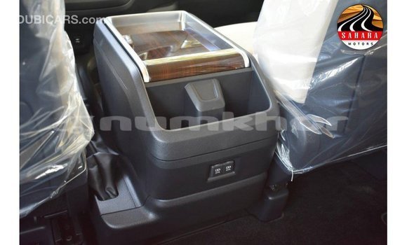 Buy Import Toyota Granvia White Car in Import - Dubai in Bumthang Buy Import Toyota Granvia White Car in Import - Dubai in Bumthang