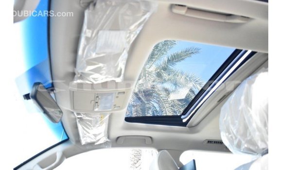 Buy Import Toyota Land Cruiser White Car in Import - Dubai in Bumthang Buy Import Toyota Land Cruiser White Car in Import - Dubai in Bumthang